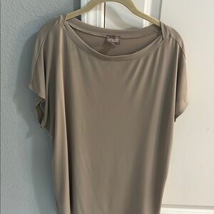 Chico's Tan Short Sleeve T-Shirt with Boat Neck